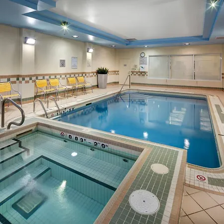 Fairfield Inn & Suites By Marriott Toronto Airport-2