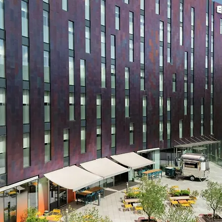 Aloft By Marriott London Excel-3