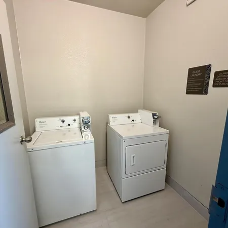 Howard Johnson By Wyndham Lubbock Tx-3