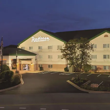 Radisson Hotel & Conference Center Rockford-3
