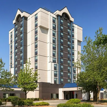 Red Roof Inn Plus+ Vancouver Airport-3