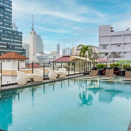 Hilton Garden Inn Bangkok Silom-2