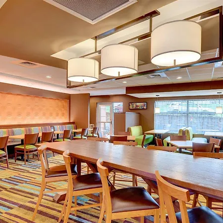 Fairfield Inn & Suites By Marriott Nashville Downtown-Metrocenter-3
