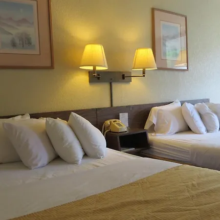 Sleepy Bear Motel-3