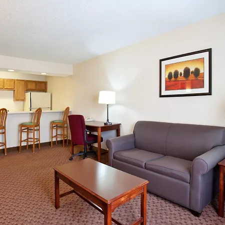 Baymont By Wyndham Merrillville-3