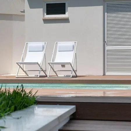 Iancu Charme Apartments-2