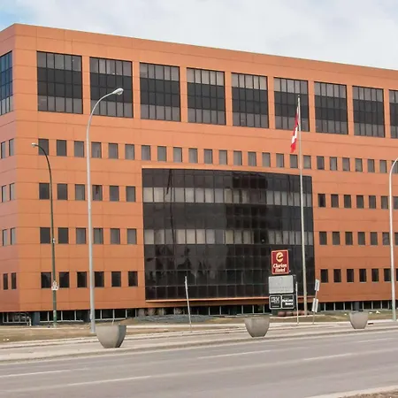 Clarion Hotel & Suites-2