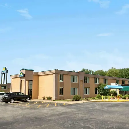 Days Inn By Wyndham Willoughby/Cleveland-3