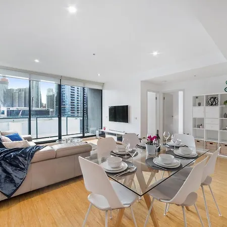 Waterfront Melbourne Apartments-2
