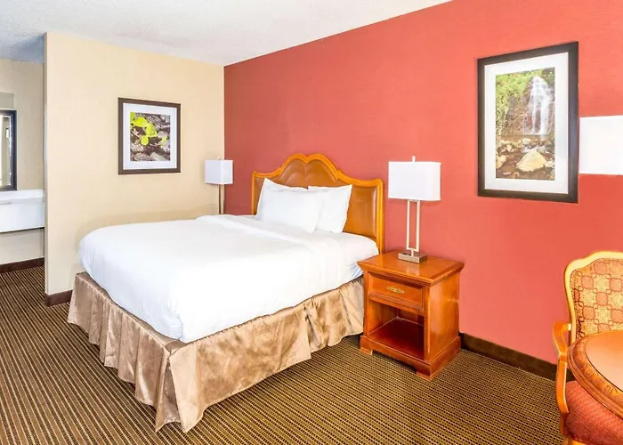 Ramada By Wyndham Salt Lake City North Temple