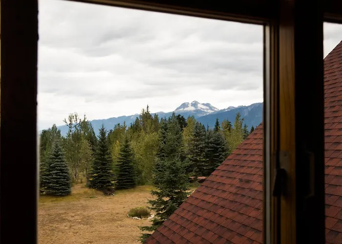 Glacier House Hotel & Resort Revelstoke