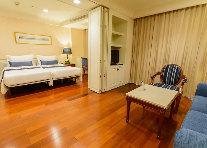 Centre Point Sukhumvit 10 Hotel Bangkok