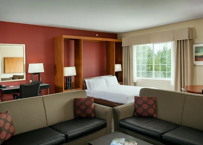 Wyndham Garden Anchorage Airport Hotel