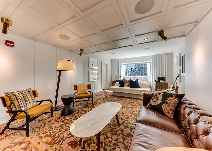 Fairmont The Queen Elizabeth Montreal