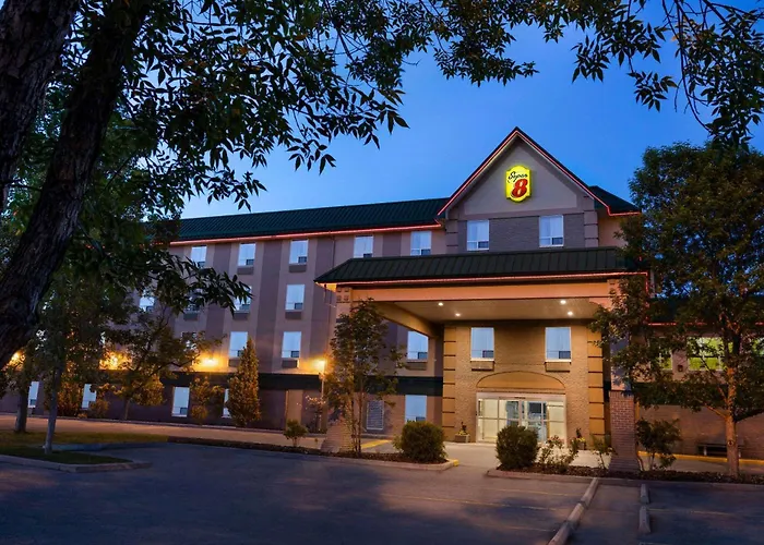 Super 8 By Wyndham Calgary Shawnessy Area Hotel