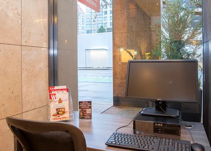 Landis Hotel & Suites Vancouver