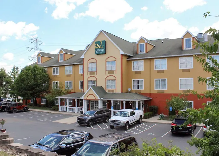 Quality Inn & Suites Cincinnati Sharonville