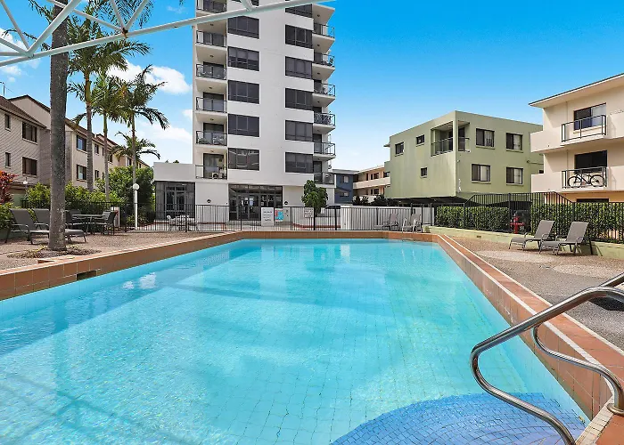 Aqualine Apartments On The Broadwater Gold Coast