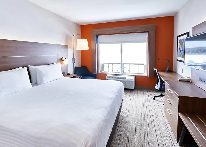 Holiday Inn Express Hotel & Suites Dieppe Airport By Ihg Moncton