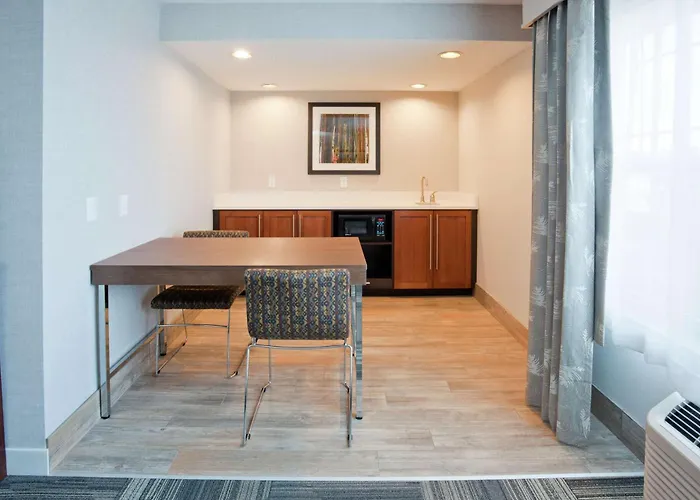 Hampton Inn Duluth-Canal Park