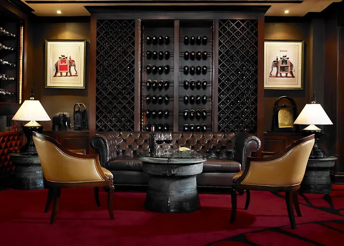 Anantara Riverside Bangkok Resort