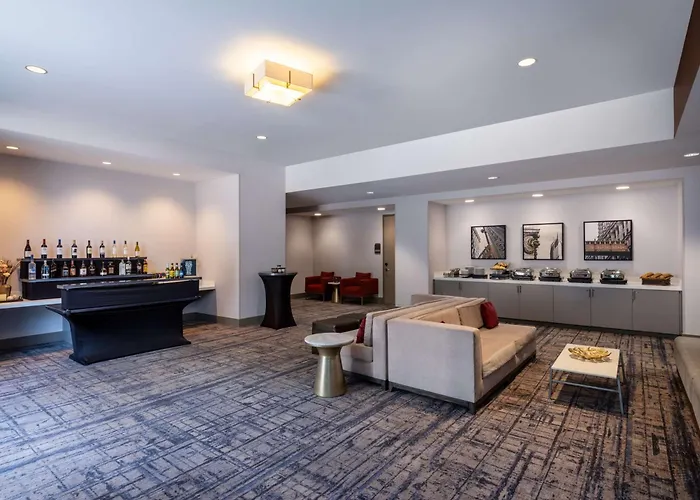 Homewood Suites By Hilton Chicago West Loop Fulton Mkt Area