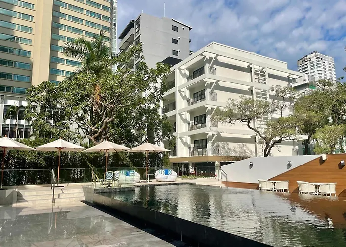 Floral Court Hotel & Residence Sukhumvit 13 Bangkok