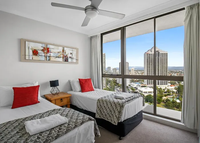 Capricorn One Beachside Holiday Apartments - Official Gold Coast