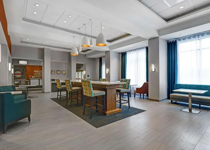 Hampton Inn & Suites Belleville