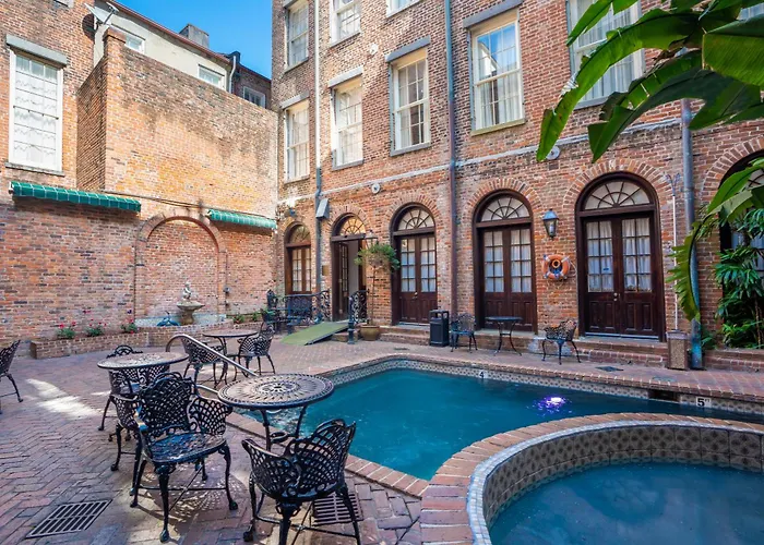 Quarter House Suites New Orleans