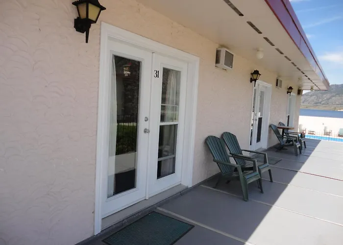 Falcon Resort Osoyoos