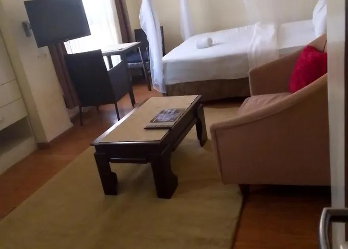 Eddy Suites, Emeli Hotel Nairobi
