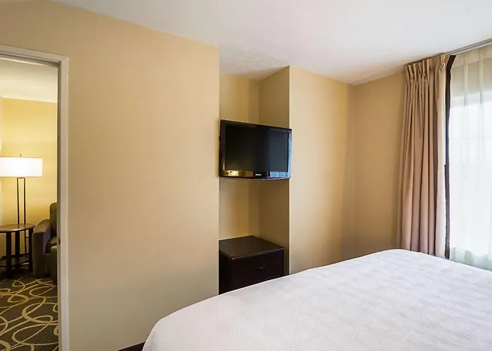 Mainstay Suites Fargo - I-94 Medical Center