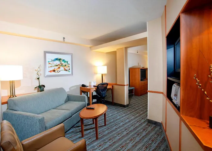 Fairfield By Marriott Inn & Suites Sudbury