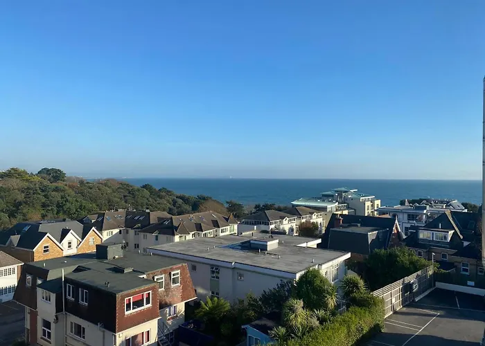 The Riviera Hotel & Apartments - Alum Chine Bournemouth