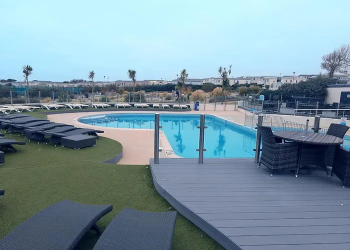 Location Location Beautiful Modern Frontline Caravan Haven Littlesea Weymouth