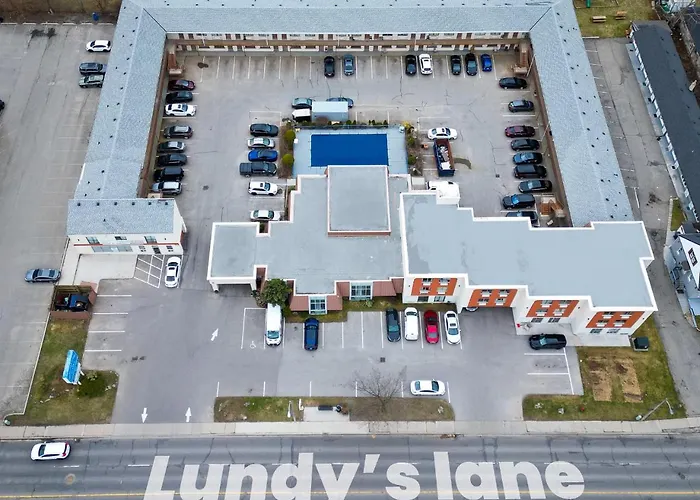 Niagara Lodge & Suites