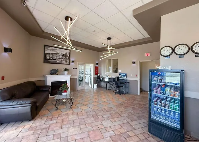 Super 8 By Wyndham Medicine Hat Ab