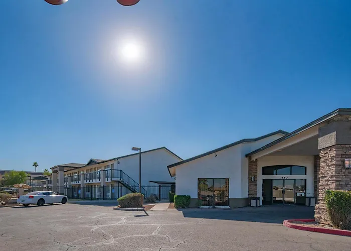 Hotel Rising Phoenix