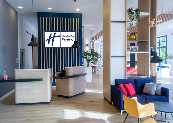 Holiday Inn Express Ciudad De Las Ciencias By Ihg Valencia
