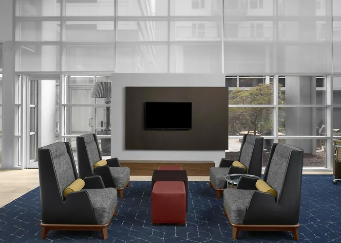 Courtyard By Marriott Atlanta Buckhead Hotel