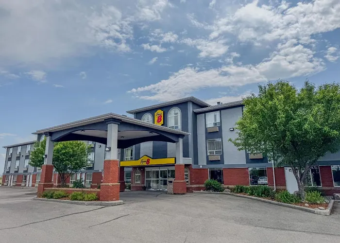 Super 8 By Wyndham High River Ab