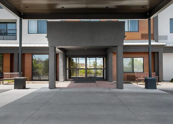 Courtyard By Marriott Colorado Springs South Hotel