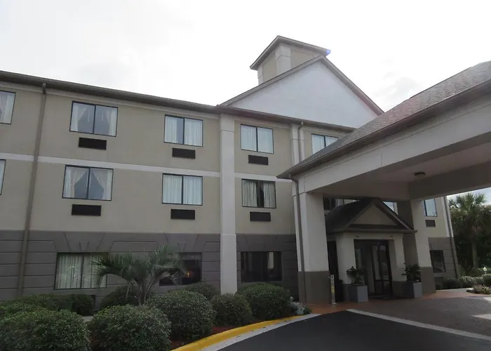 Baymont By Wyndham Columbia Fort Jackson