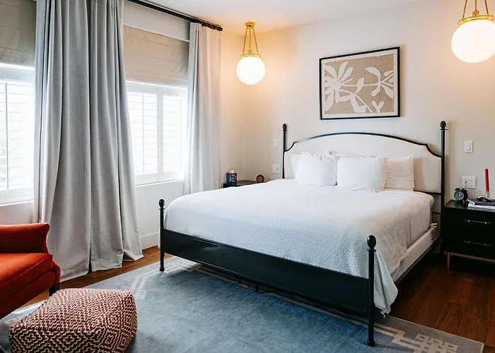 Bespoke Inn Scottsdale