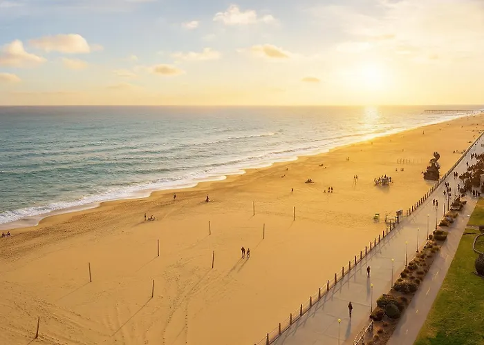 Four Sails Resort Virginia Beach