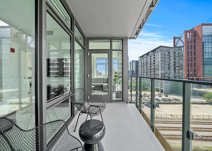 Level Chicago - Fulton Market