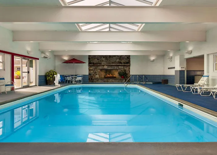 Ramada Plaza By Wyndham Portland Hotel