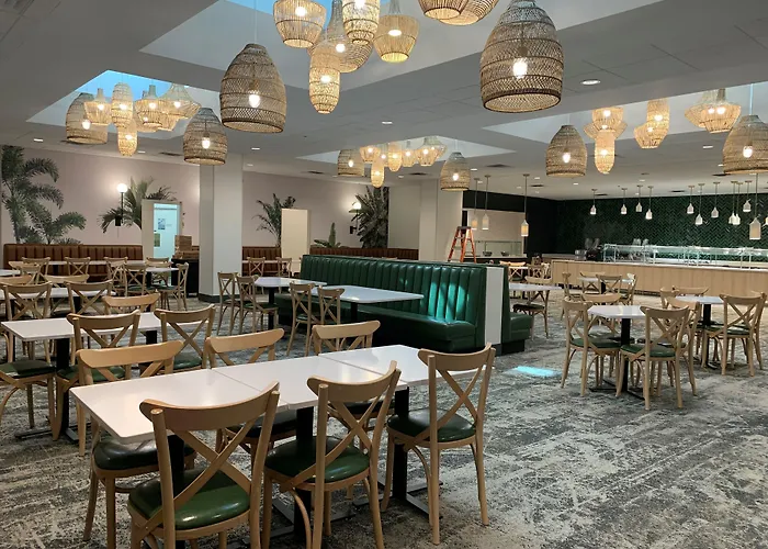 Doubletree By Hilton At The Entrance To Universal Orlando