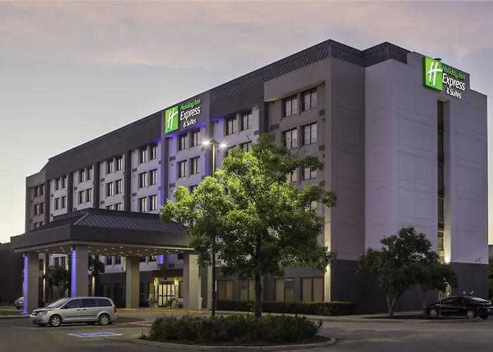 Holiday Inn Express & Suites Mississauga-Toronto Southwest By Ihg